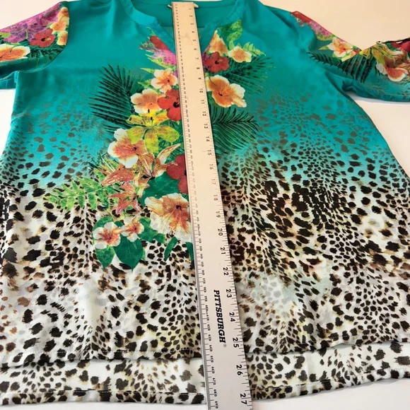 Soft Surroundings Tropical Floral & Animal Print Tunic Blouse Teal Multicolor - Picture 10 of 13
